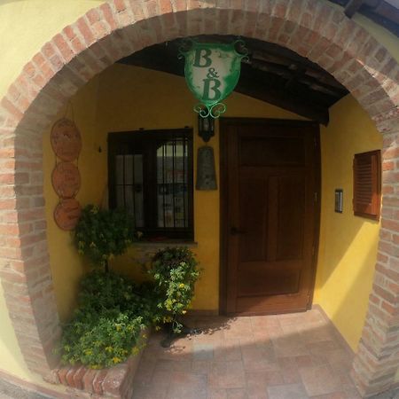 Tra... Monti E Vigne Bed & Breakfast La Morra Exterior photo