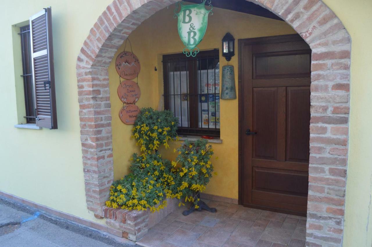 Tra... Monti E Vigne Bed & Breakfast La Morra Exterior photo