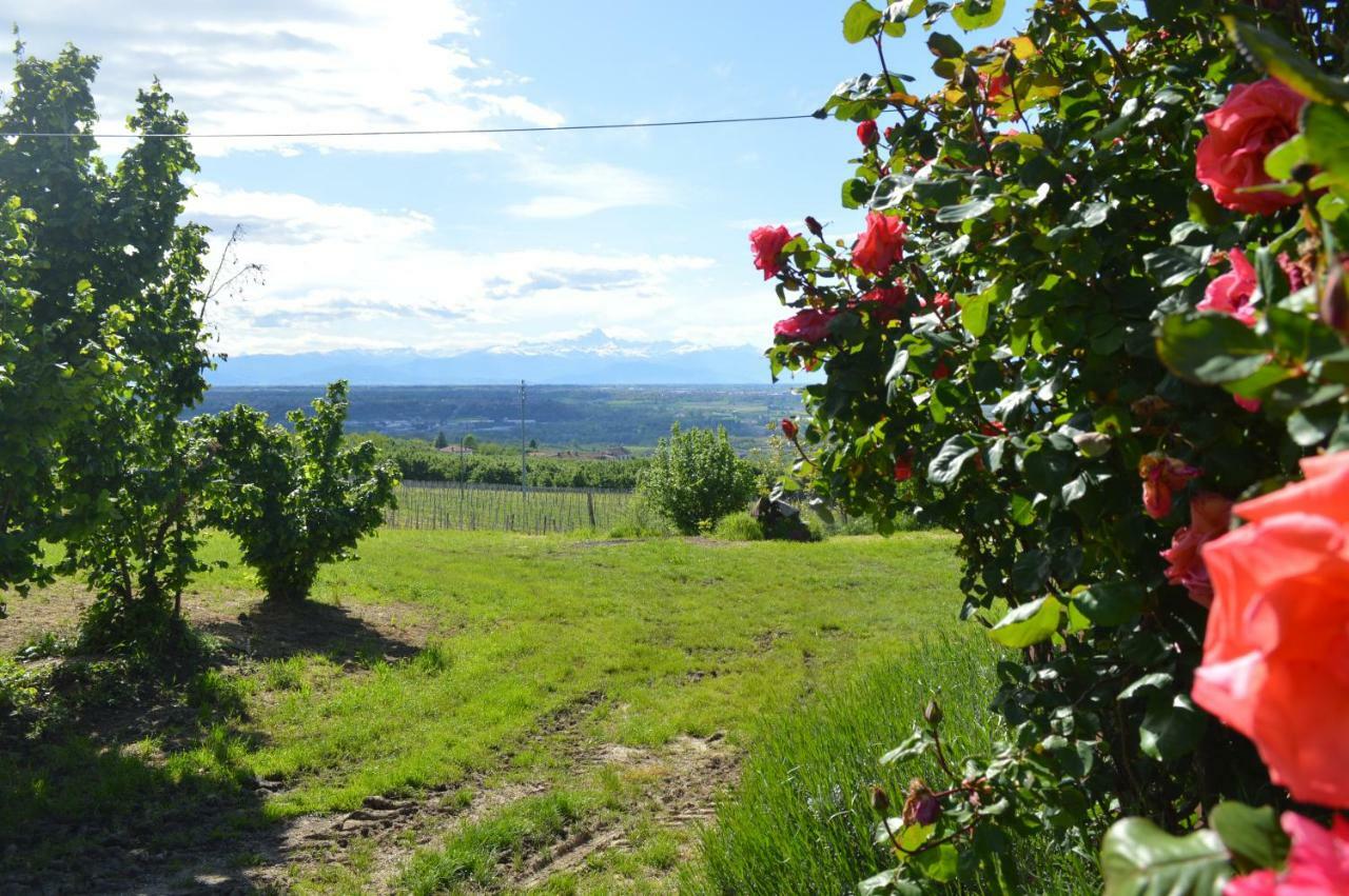 Tra... Monti E Vigne Bed & Breakfast La Morra Exterior photo